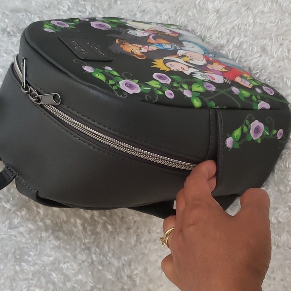 NWT Loungefly Disney Villains mini backpack - Picture 2 of 12